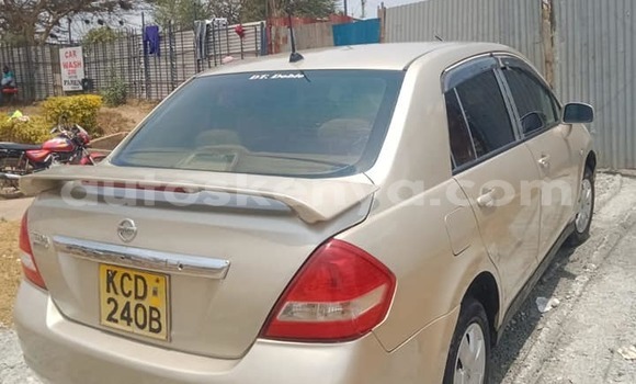 Oofamaa Nissan tiida Beige Makiinaa iti Nairobi keessatti Nairobi keessatti Oofamaa Nissan tiida Beige Makiinaa iti Nairobi keessatti Nairobi keessatti