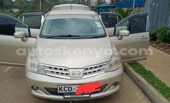 Nunua Ilio tumika Nissan tiida Brown Gari ndani ya Nairobi nchini Nairobi