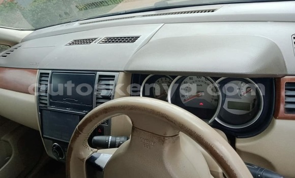 Oofamaa Nissan tiida Brown Makiinaa iti Nairobi keessatti Nairobi keessatti Oofamaa Nissan tiida Brown Makiinaa iti Nairobi keessatti Nairobi keessatti