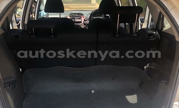 Oofamaa Honda Fit White Makiinaa iti Nairobi keessatti Nairobi keessatti Oofamaa Honda Fit White Makiinaa iti Nairobi keessatti Nairobi keessatti