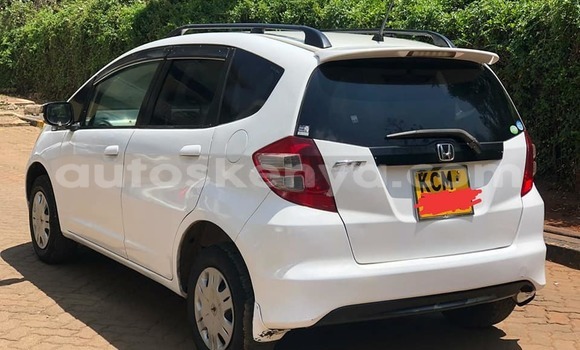 Oofamaa Honda Fit White Makiinaa iti Nairobi keessatti Nairobi keessatti Oofamaa Honda Fit White Makiinaa iti Nairobi keessatti Nairobi keessatti