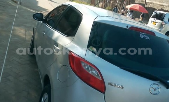 Oofamaa Mazda Demio Silver Makiinaa iti Nairobi keessatti Nairobi keessatti Oofamaa Mazda Demio Silver Makiinaa iti Nairobi keessatti Nairobi keessatti
