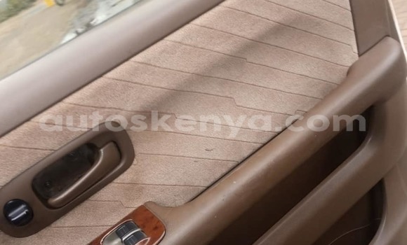 Oofamaa Honda CR–V White Makiinaa iti Nairobi keessatti Nairobi keessatti Oofamaa Honda CR–V White Makiinaa iti Nairobi keessatti Nairobi keessatti