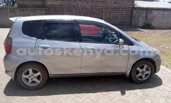 Buy Used Honda Fit Silver Car in Ruiru in Nairobi Buy Used Honda Fit Silver Car in Ruiru in Nairobi