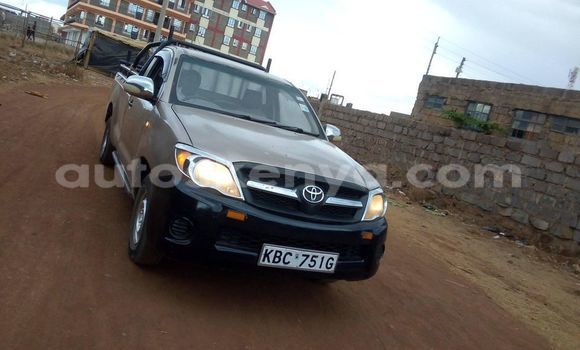 Buy Used Toyota Hilux Beige Car in Thika in Nairobi Buy Used Toyota Hilux Beige Car in Thika in Nairobi