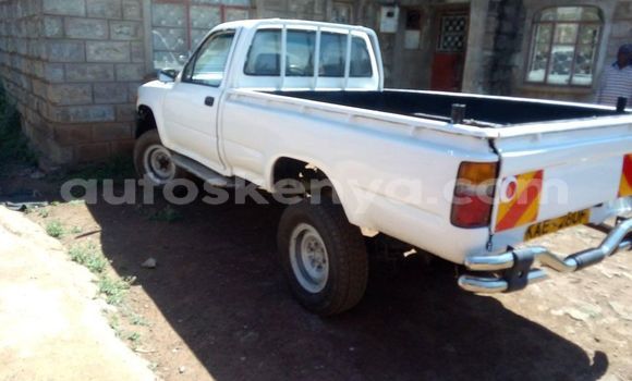 Buy Used Toyota Hilux White Car in Thika in Nairobi Buy Used Toyota Hilux White Car in Thika in Nairobi