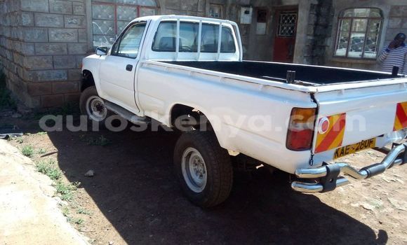 Buy Used Toyota Hilux White Car in Thika in Nairobi Buy Used Toyota Hilux White Car in Thika in Nairobi
