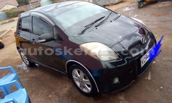 Nunua Ilio tumika Toyota Vitz Nyeusi Gari ndani ya Thika nchini Nairobi