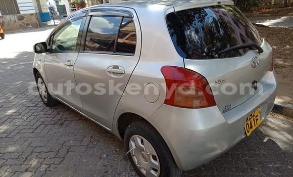 Nunua Ilio tumika Toyota Vitz Fedha Gari ndani ya Nairobi nchini Nairobi Nunua Ilio tumika Toyota Vitz Fedha Gari ndani ya Nairobi nchini Nairobi