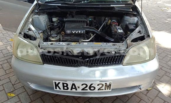 Nunua Ilio tumika Toyota Platz Fedha Gari ndani ya Mombasa nchini Kenya ya Pwani Nunua Ilio tumika Toyota Platz Fedha Gari ndani ya Mombasa nchini Kenya ya Pwani