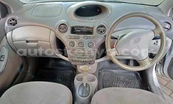 Nunua Ilio tumika Toyota Platz Fedha Gari ndani ya Mombasa nchini Kenya ya Pwani Nunua Ilio tumika Toyota Platz Fedha Gari ndani ya Mombasa nchini Kenya ya Pwani