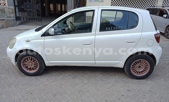 Nunua Ilio tumika Toyota Vitz Nyeupe Gari ndani ya Mombasa nchini Kenya ya Pwani Nunua Ilio tumika Toyota Vitz Nyeupe Gari ndani ya Mombasa nchini Kenya ya Pwani
