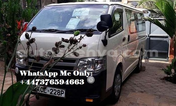 Oofamaa Toyota Hiace White Makiinaa iti Nairobi keessatti Nairobi keessatti Oofamaa Toyota Hiace White Makiinaa iti Nairobi keessatti Nairobi keessatti