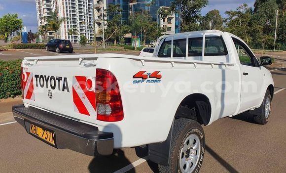 Buy Used Toyota Hilux White Car in Nairobi in Nairobi Buy Used Toyota Hilux White Car in Nairobi in Nairobi