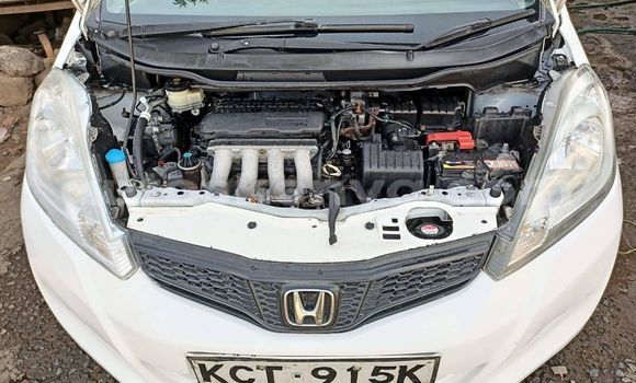 Buy Used Honda Fit White Car in Nairobi in Nairobi Buy Used Honda Fit White Car in Nairobi in Nairobi