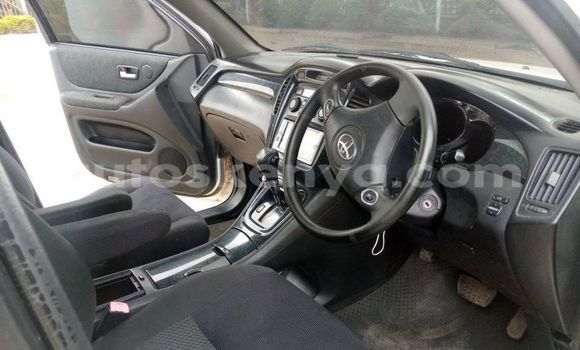 Buy Used Toyota Kluger White Car in Nairobi in Nairobi Buy Used Toyota Kluger White Car in Nairobi in Nairobi