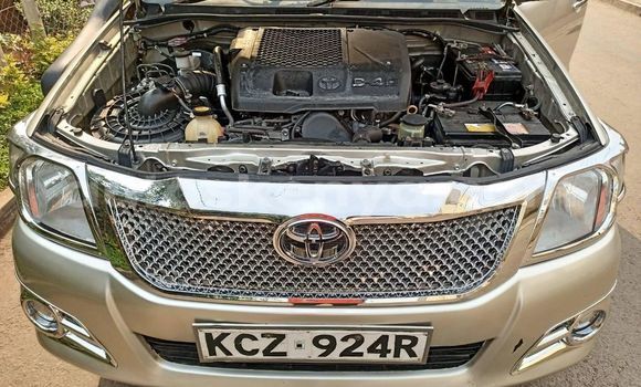 Buy Used Toyota Hilux Beige Car in Nairobi in Nairobi Buy Used Toyota Hilux Beige Car in Nairobi in Nairobi