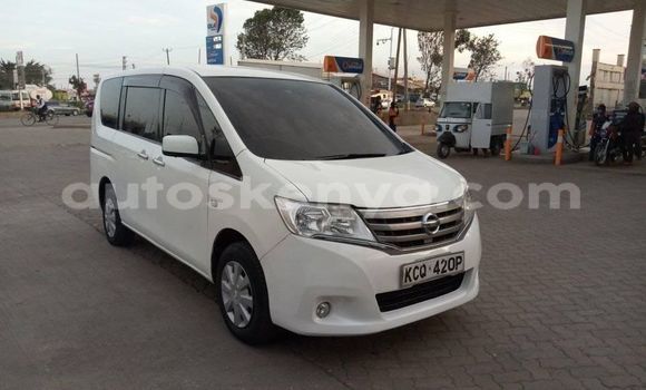 Buy Used Nissan Serena White Car in Nairobi in Nairobi
