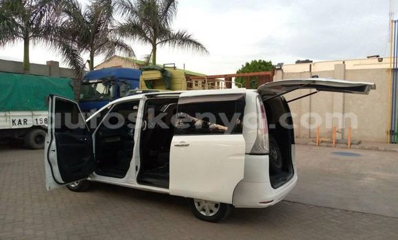 Buy Used Nissan Serena White Car in Nairobi in Nairobi Buy Used Nissan Serena White Car in Nairobi in Nairobi