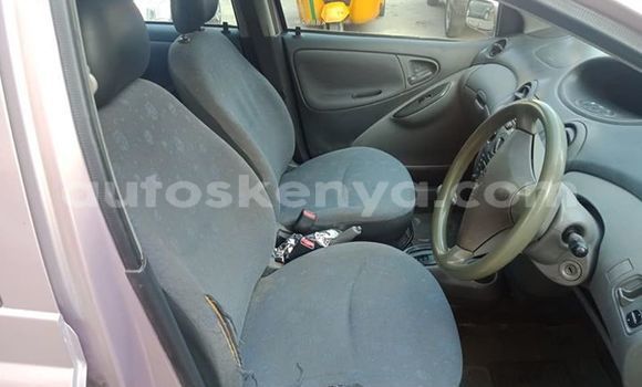 Nunua Ilio tumika Toyota Vitz Nyingine Gari ndani ya Mombasa nchini Kenya ya Pwani Nunua Ilio tumika Toyota Vitz Nyingine Gari ndani ya Mombasa nchini Kenya ya Pwani