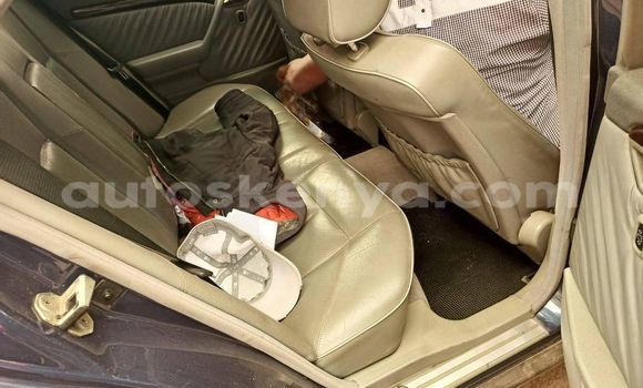 Buy Used Mercedes-Benz C-Classe Blue Car in Nairobi in Nairobi Buy Used Mercedes-Benz C-Classe Blue Car in Nairobi in Nairobi