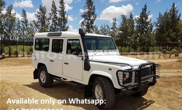 Buy Used Land Rover Defender White Car in Nairobi in Nairobi Buy Used Land Rover Defender White Car in Nairobi in Nairobi