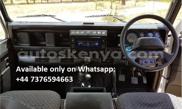 Buy Used Land Rover Defender White Car in Nairobi in Nairobi Buy Used Land Rover Defender White Car in Nairobi in Nairobi