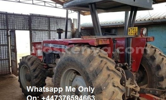 Oofamaa Land Rover Defender Red Makiinaa iti Nairobi keessatti Nairobi keessatti Oofamaa Land Rover Defender Red Makiinaa iti Nairobi keessatti Nairobi keessatti