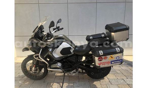 Buy Used BMW R 1200 Other Bike in Nairobi in Nairobi Buy Used BMW R 1200 Other Bike in Nairobi in Nairobi