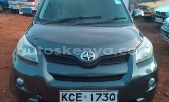 Oofamaa Toyota IST Black Makiinaa iti Kiambu keessatti Central Kenya keessatti