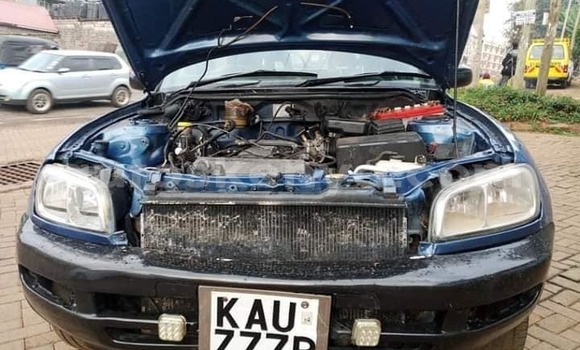 Oofamaa Toyota RAV4 Blue Makiinaa iti Kiambu keessatti Central Kenya keessatti Oofamaa Toyota RAV4 Blue Makiinaa iti Kiambu keessatti Central Kenya keessatti