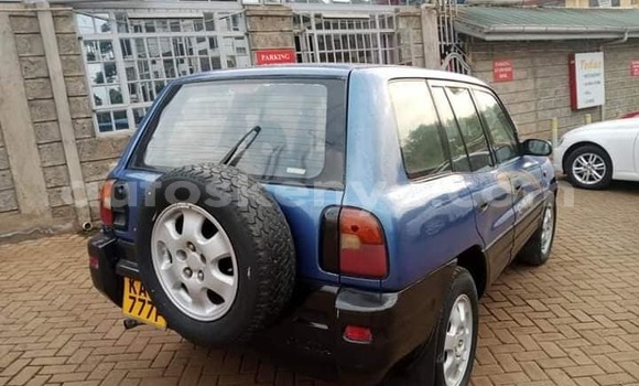 Oofamaa Toyota RAV4 Blue Makiinaa iti Kiambu keessatti Central Kenya keessatti Oofamaa Toyota RAV4 Blue Makiinaa iti Kiambu keessatti Central Kenya keessatti