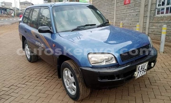 Oofamaa Toyota RAV4 Blue Makiinaa iti Kiambu keessatti Central Kenya keessatti Oofamaa Toyota RAV4 Blue Makiinaa iti Kiambu keessatti Central Kenya keessatti