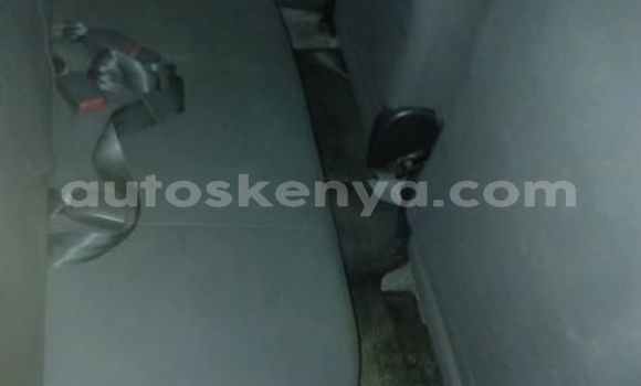 Oofamaa Toyota Probox White Makiinaa iti Mombasa keessatti Coastal Kenya keessatti Oofamaa Toyota Probox White Makiinaa iti Mombasa keessatti Coastal Kenya keessatti