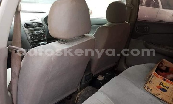 Oofamaa Nissan Sunny Silver Makiinaa iti Kiambu keessatti Central Kenya keessatti Oofamaa Nissan Sunny Silver Makiinaa iti Kiambu keessatti Central Kenya keessatti