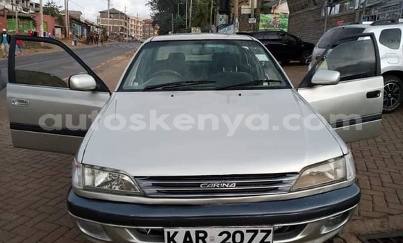 Nunua Ilio tumika Toyota Carina Fedha Gari ndani ya Kiambu nchini Kati Kenya