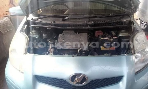 Nunua Ilio tumika Toyota Vitz Kijani Gari ndani ya Kiambu nchini Kati Kenya