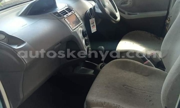 Oofamaa Toyota Vitz Green Makiinaa iti Kiambu keessatti Central Kenya keessatti Oofamaa Toyota Vitz Green Makiinaa iti Kiambu keessatti Central Kenya keessatti