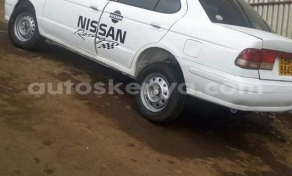 Oofamaa Nissan Sunny White Makiinaa iti Kiambu keessatti Central Kenya keessatti Oofamaa Nissan Sunny White Makiinaa iti Kiambu keessatti Central Kenya keessatti
