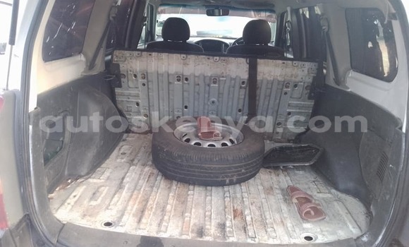 Oofamaa Toyota Succeed White Makiinaa iti Kiambu keessatti Central Kenya keessatti Oofamaa Toyota Succeed White Makiinaa iti Kiambu keessatti Central Kenya keessatti