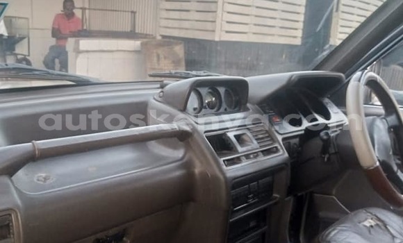 Oofamaa Mitsubishi Pajero Silver Makiinaa iti Kiambu keessatti Central Kenya keessatti Oofamaa Mitsubishi Pajero Silver Makiinaa iti Kiambu keessatti Central Kenya keessatti