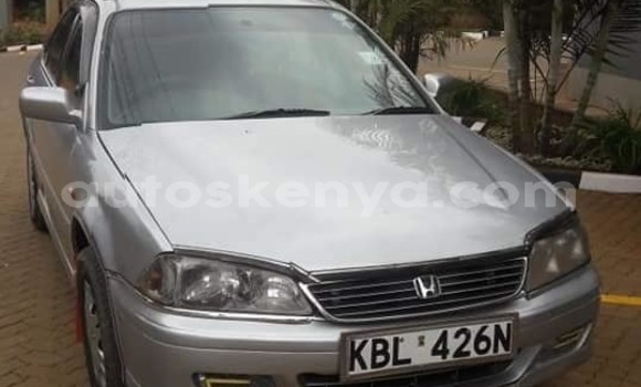 Oofamaa Honda Accord Silver Makiinaa iti Kiambu keessatti Central Kenya keessatti