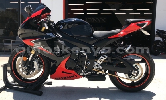 Imported Suzuki 750 Red Doqdoqqee iti Nairobi keessatti Nairobi keessatti Imported Suzuki 750 Red Doqdoqqee iti Nairobi keessatti Nairobi keessatti