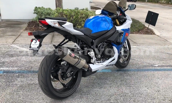 Oofamaa Suzuki 750 Blue Doqdoqqee iti Nairobi keessatti Nairobi keessatti Oofamaa Suzuki 750 Blue Doqdoqqee iti Nairobi keessatti Nairobi keessatti