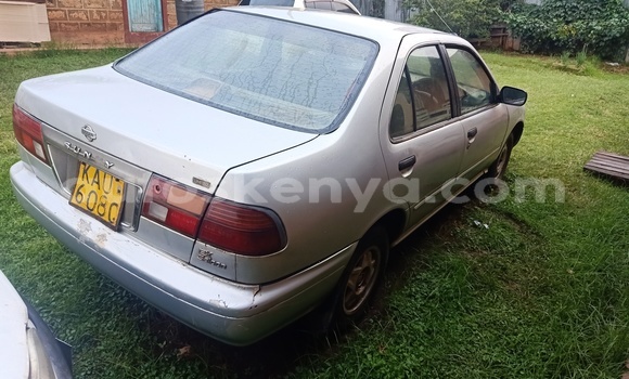 Nunua Ilio tumika Nissan Sunny Fedha Gari ndani ya Kisii nchini Nyanza Nunua Ilio tumika Nissan Sunny Fedha Gari ndani ya Kisii nchini Nyanza