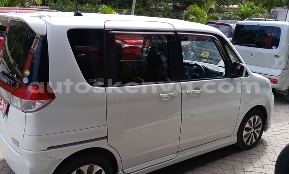 Imported Suzuki Solio White Makiinaa iti Ruiru keessatti Nairobi keessatti Imported Suzuki Solio White Makiinaa iti Ruiru keessatti Nairobi keessatti