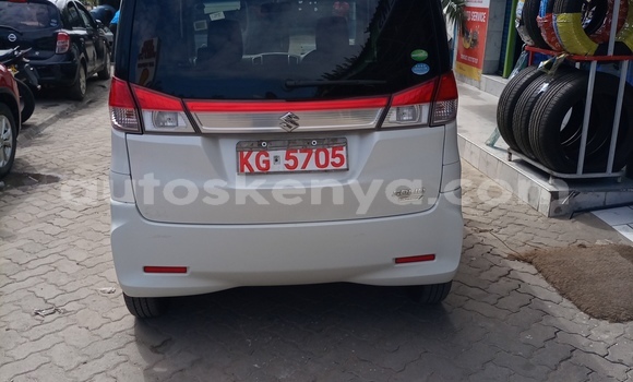 Imported Suzuki Solio White Makiinaa iti Ruiru keessatti Nairobi keessatti Imported Suzuki Solio White Makiinaa iti Ruiru keessatti Nairobi keessatti