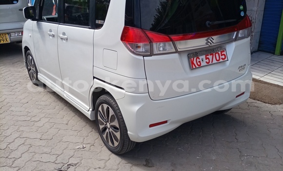 Imported Suzuki Solio White Makiinaa iti Ruiru keessatti Nairobi keessatti Imported Suzuki Solio White Makiinaa iti Ruiru keessatti Nairobi keessatti