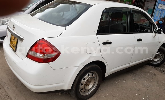 Nunua Ilio tumika Nissan Latio Nyeupe Gari ndani ya Nairobi nchini Nairobi Nunua Ilio tumika Nissan Latio Nyeupe Gari ndani ya Nairobi nchini Nairobi