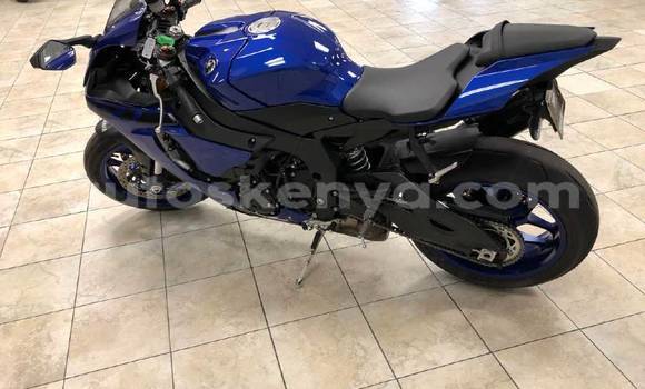 Oofamaa Aermacchi Ala D\Oro Blue Doqdoqqee iti Bomet keessatti Rift Valley keessatti Oofamaa Aermacchi Ala D\Oro Blue Doqdoqqee iti Bomet keessatti Rift Valley keessatti